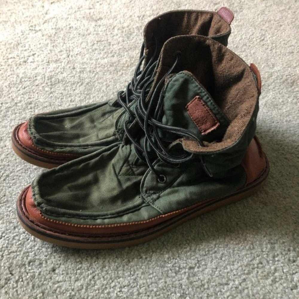 Men’s Toms searcher boot size 10